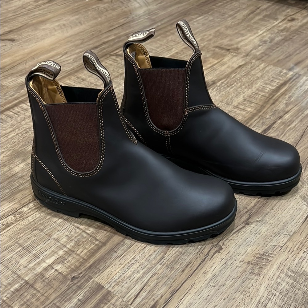 Blundstone Walnut Brown Chelsea Boots
